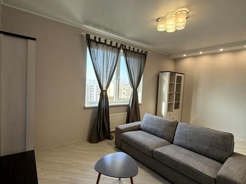 квартира за адресою Перлинна вул., 6