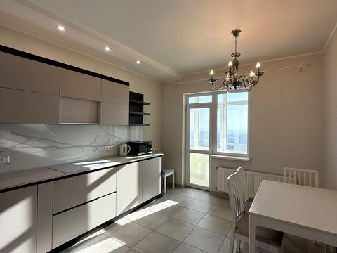 квартира за адресою Перлинна вул., 6