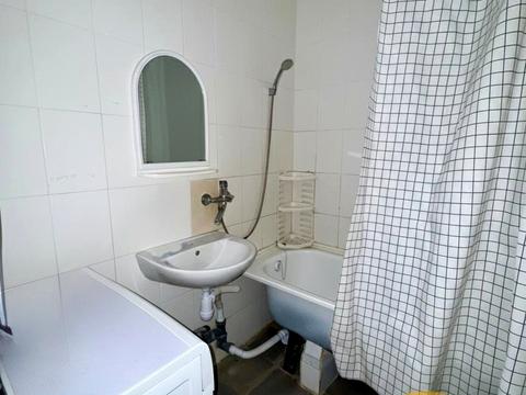 квартира за адресою Володимира Момота вул., 42