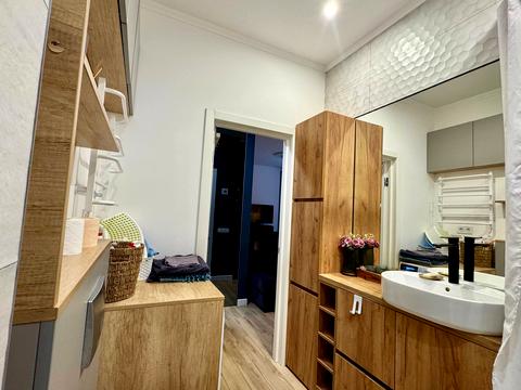 квартира за адресою с. Гатне, Тополева вул., 6