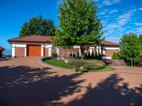 будинок за адресою Ягідна