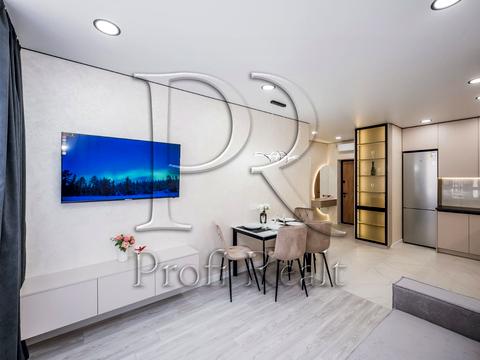 квартира за адресою Олександра Олеся вул., (Будинок 7.8)