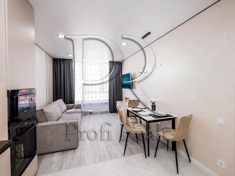 квартира за адресою Олександра Олеся вул., (Будинок 7.8)