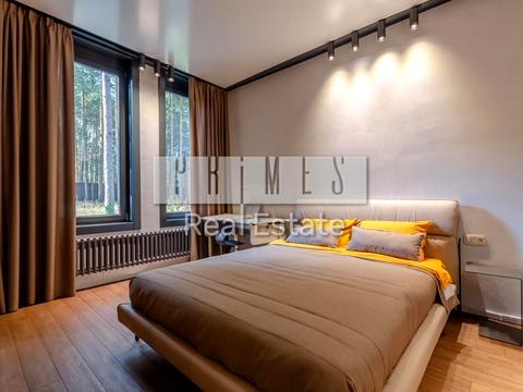 будинок за адресою Набережна вул.