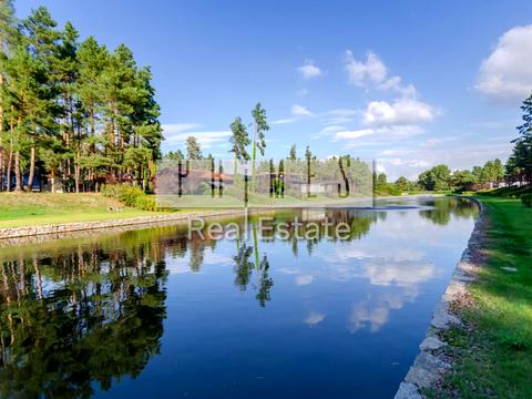 будинок за адресою Набережна вул.