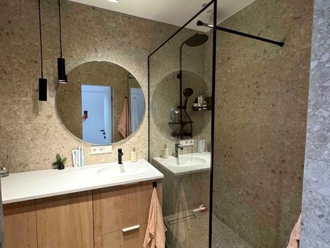 квартира за адресою Олександра Олеся вул., 4-Б