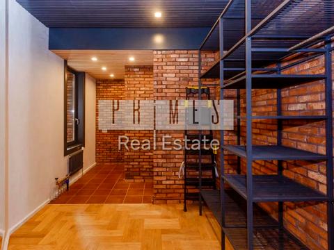 будинок за адресою Набережна вул.