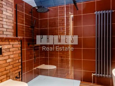 будинок за адресою Набережна вул.