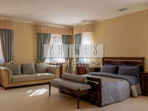 будинок за адресою Набережна вул.