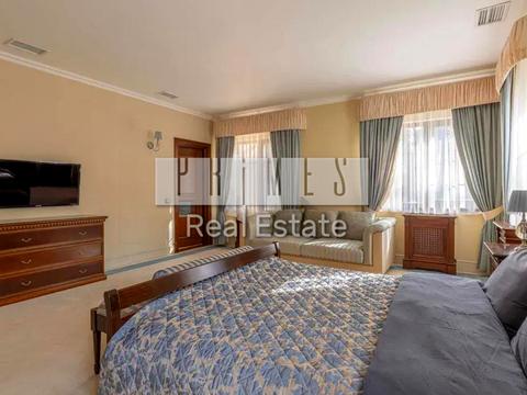 будинок за адресою Набережна вул.