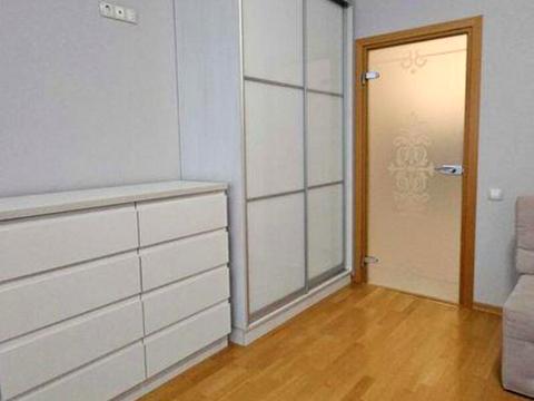 квартира за адресою Дніпровська набережна вул., 14