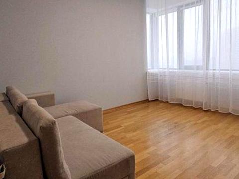 квартира за адресою Дніпровська набережна вул., 14