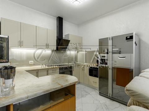 дом по адресу Вул. Світанкова, 4