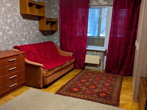 квартира за адресою Олександра Махова вул. (Жолудєва), 1-А