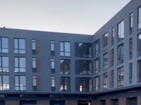 комерційна за адресою Полковника Гуляєва просп. (Маршала Жукова), 111