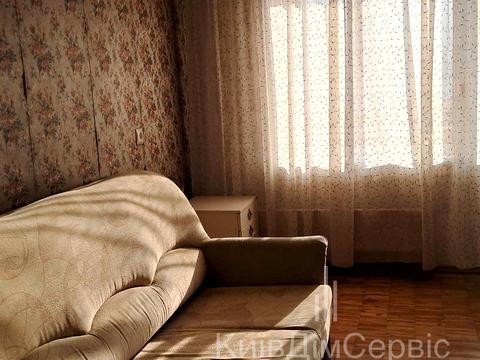 квартира за адресою Анни Ахматової вул., 6