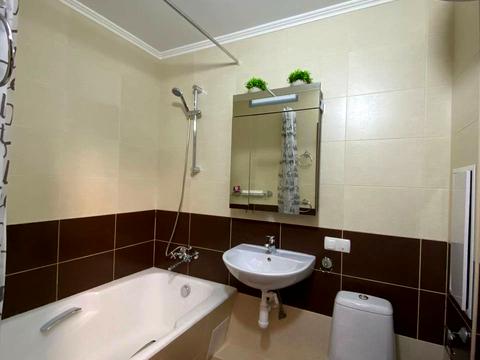 квартира за адресою Олександра Махова вул. (Жолудєва), 1-Г