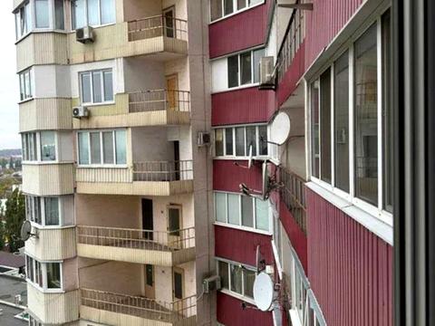 квартира за адресою Гольдбергівська вул. (1-ї Кінної Армії), 9