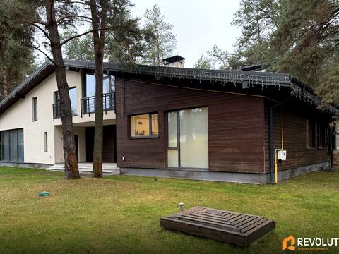 будинок за адресою с. Лебедівка, Набережна вул.