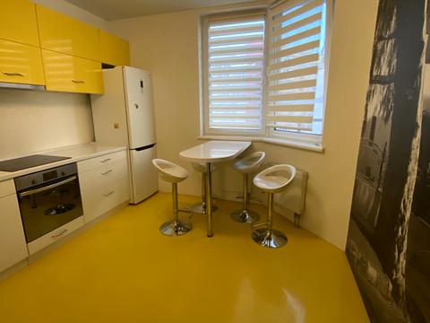 квартира за адресою Київ, Василя Симоненка вул., 5-А