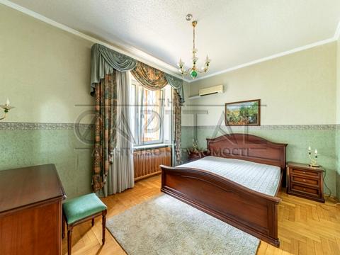 квартира за адресою Київ, Обсерваторна вул., 10