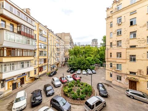 квартира за адресою Київ, Обсерваторна вул., 10