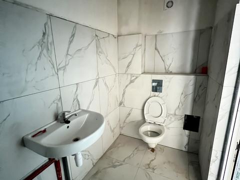 коммерческая по адресу Владимира Ивасюка ул., 19