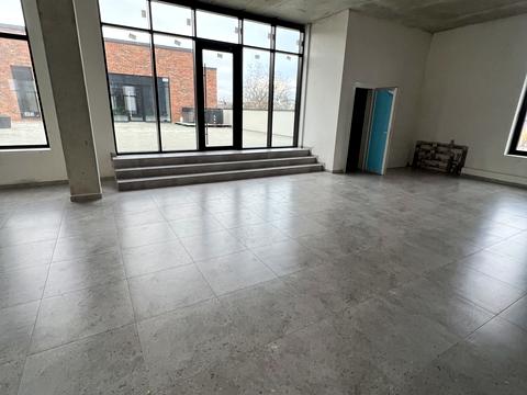 коммерческая по адресу Владимира Ивасюка ул., 19