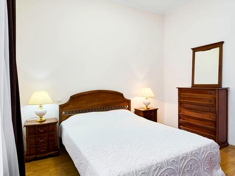 квартира за адресою Євгена Чикаленка вул. (Пушкінська), 7