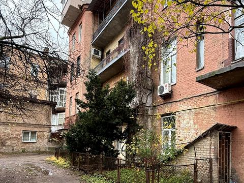 квартира за адресою Євгена Чикаленка вул. (Пушкінська), 7