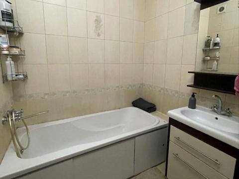 квартира за адресою Зарічанська вул., 11л