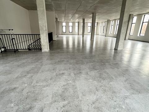 комерційна за адресою Володимира Івасюка вул., 19