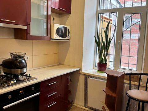 будинок за адресою Василя Вишиваного вул. (Свєтлова), 55