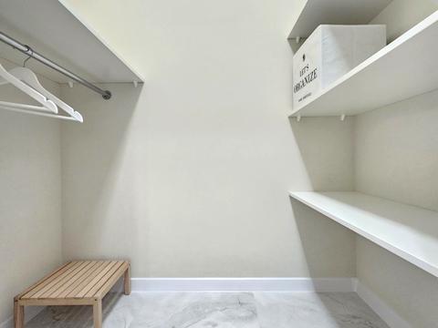 квартира за адресою Озерна вул., 27-А