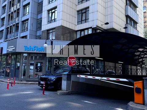 паркоместо по адресу Андрея Верхогляда ул. (Михайла Драгомирова), 3