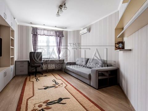 квартира за адресою Київ, Полтавська вул., 10