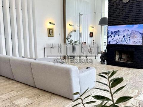 будинок за адресою Квітнева вул.