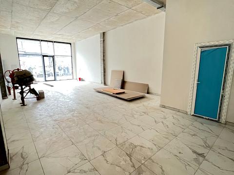 комерційна за адресою Володимира Івасюка вул., 19