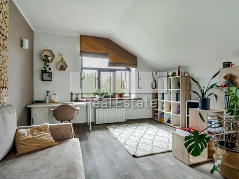 будинок за адресою Святкова вул.