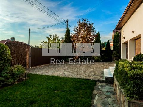 будинок за адресою Святкова вул.