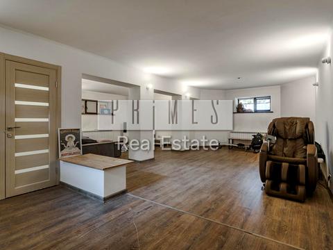 будинок за адресою Святкова вул.