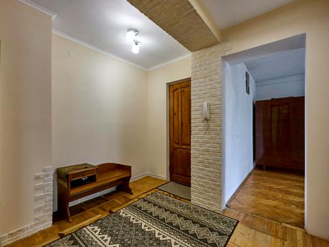 квартира за адресою Джона Ленона вул., 33