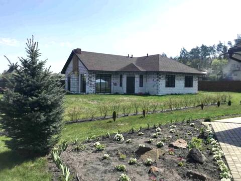 дом по адресу Леси Украинки ул. (Комсомольська)