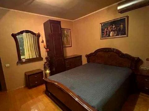 квартира за адресою Антоновича вул. (Горького), 124/128