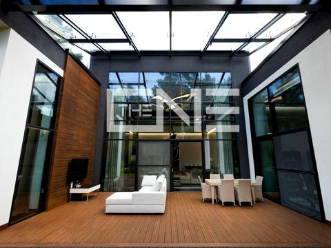 будинок за адресою Берегова вул., 10