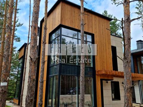 будинок за адресою Набережна вул.