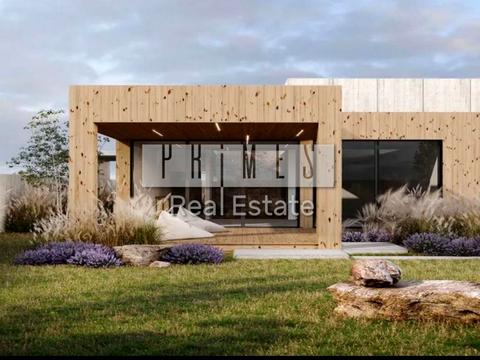 дом по адресу Плютовская ул.