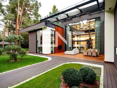 будинок за адресою Берегова вул., 12