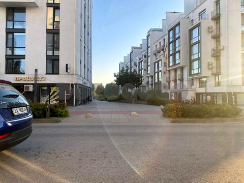 коммерческая по адресу  пер., 11