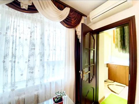 квартира за адресою Академіка Грушевського вул., 38